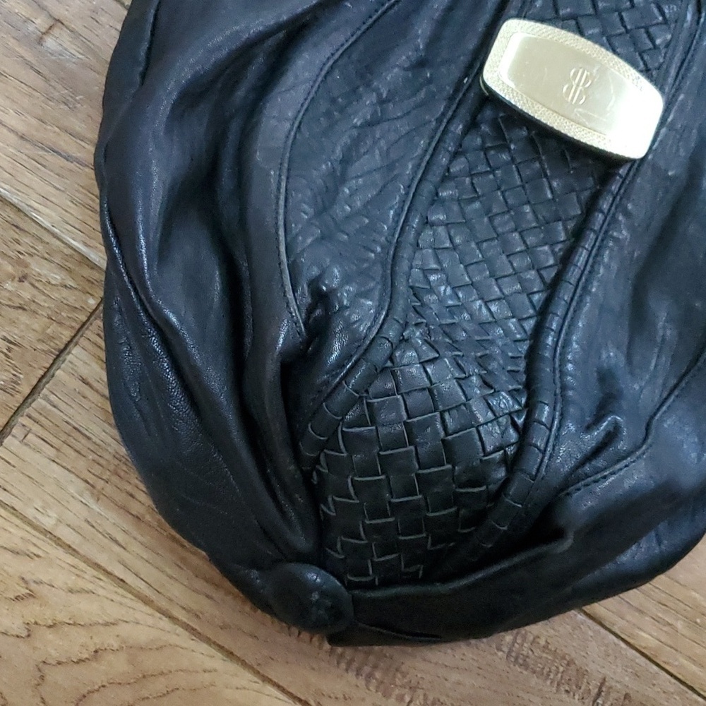 Bill Blass black leather bucket hobo shoulder bag - Picture 3 of 12